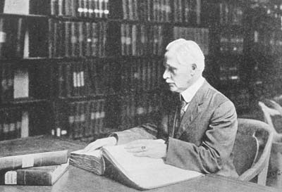 READING WITH THE FINGERS IN THE LIBRARY FOR THE BLIND