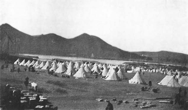 An Encampment of "The Punitive Expedition" of 1910 on the Upper Yangtsze.

By courtesy of Major Isaac Newell, U.S. Military Attaché.