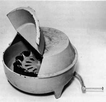 Figure 7.--Babcock butterfat tester, about 1895.
(Catalog No. 68.)