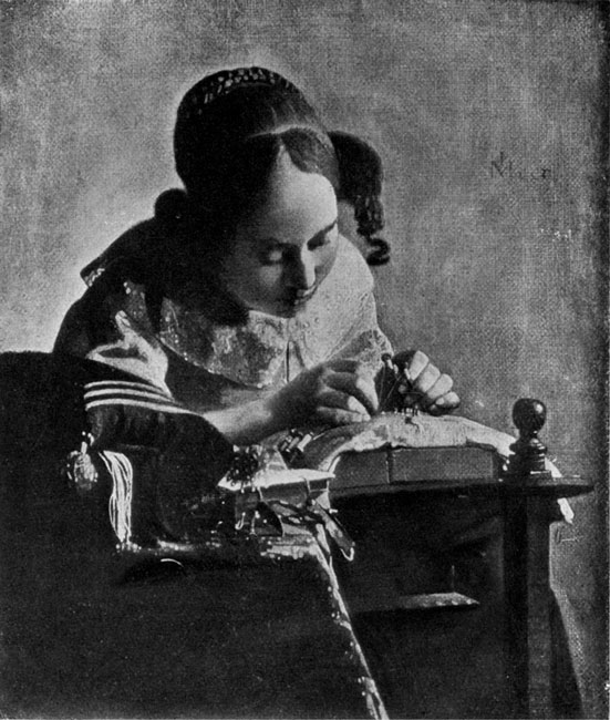 LA DENTELLIRE