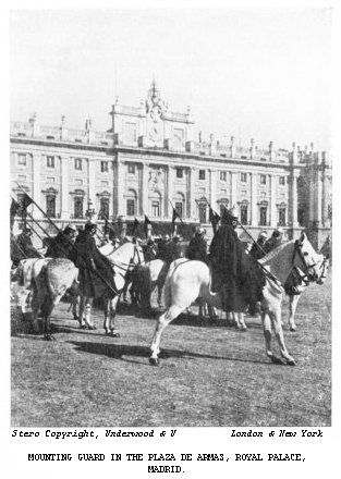 Mounting guard in the Plaza De Armas, Royal Palace, Madrid