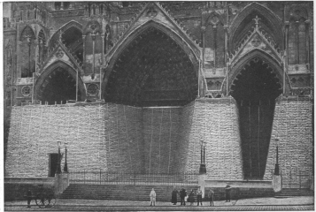 PROTECTION
OF DOORWAYS
OF PRINCIPAL
FAÇADE.