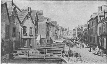 THE
RUE DU DON
ON
MARKET-DAY.