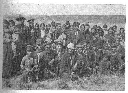 R. P. Lecuyer Chez les Loucheux de la Rivière Rouge
Arctique