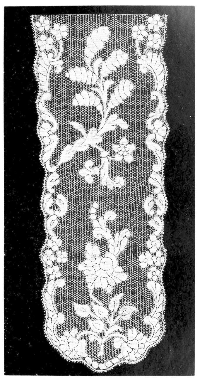 Band with plant motifs