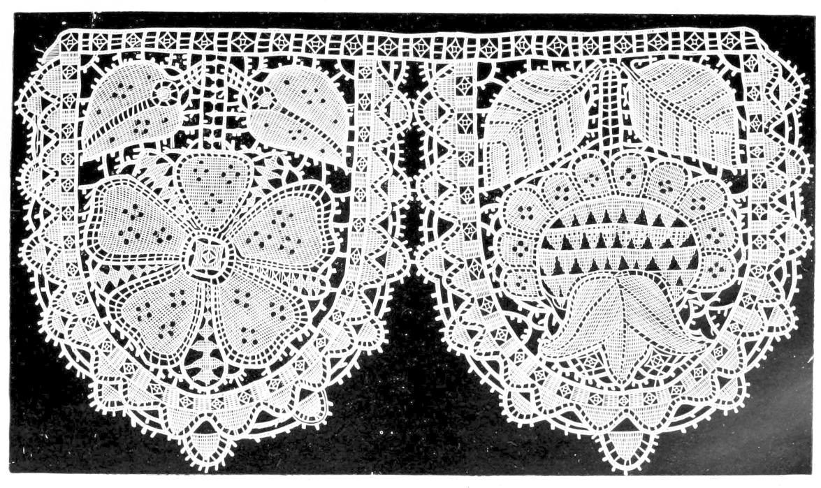 Lace points with flowers