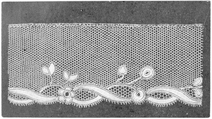 Lace with hexagonal ground