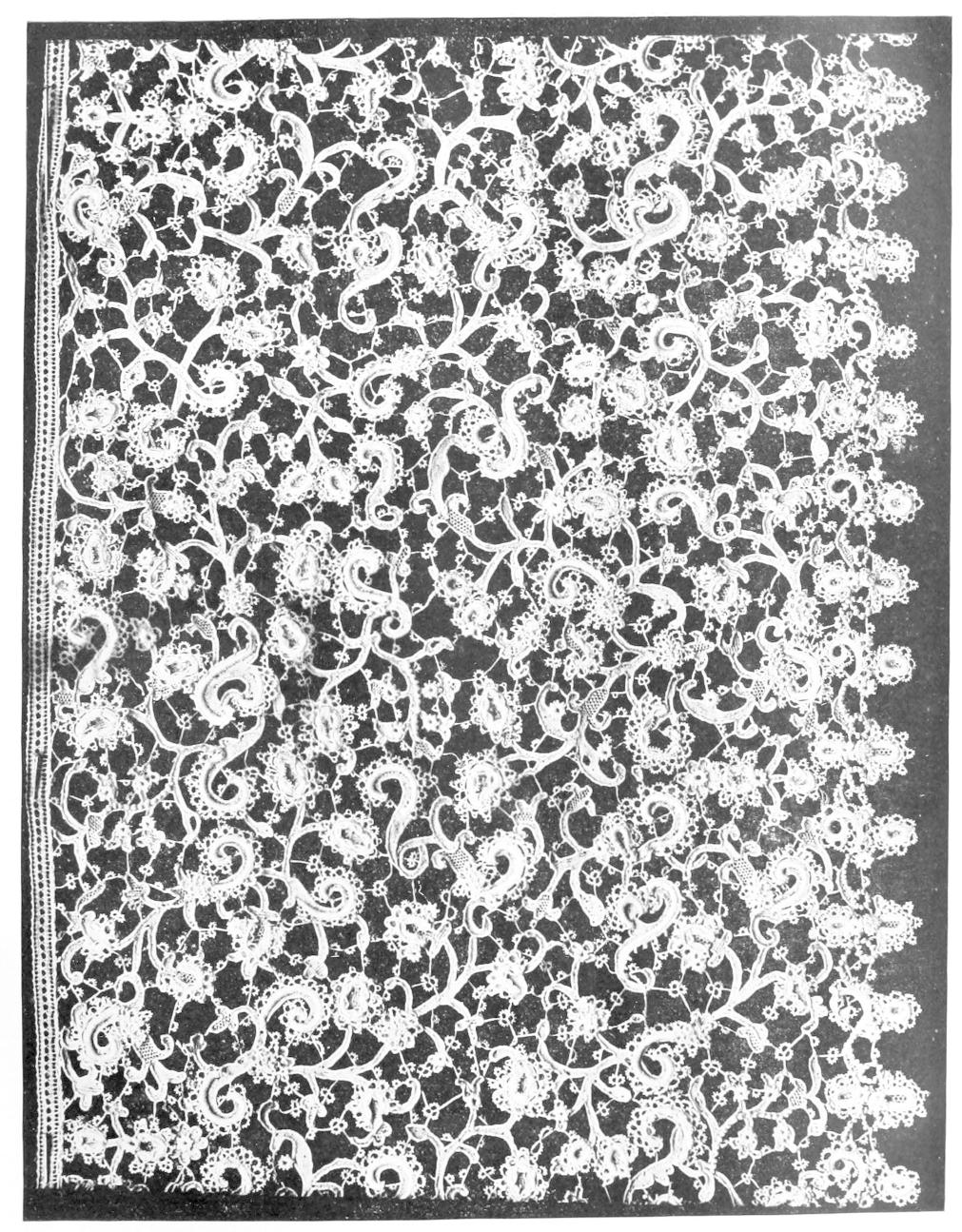 Lace, curly foliage and flowers
    decorated with small loops