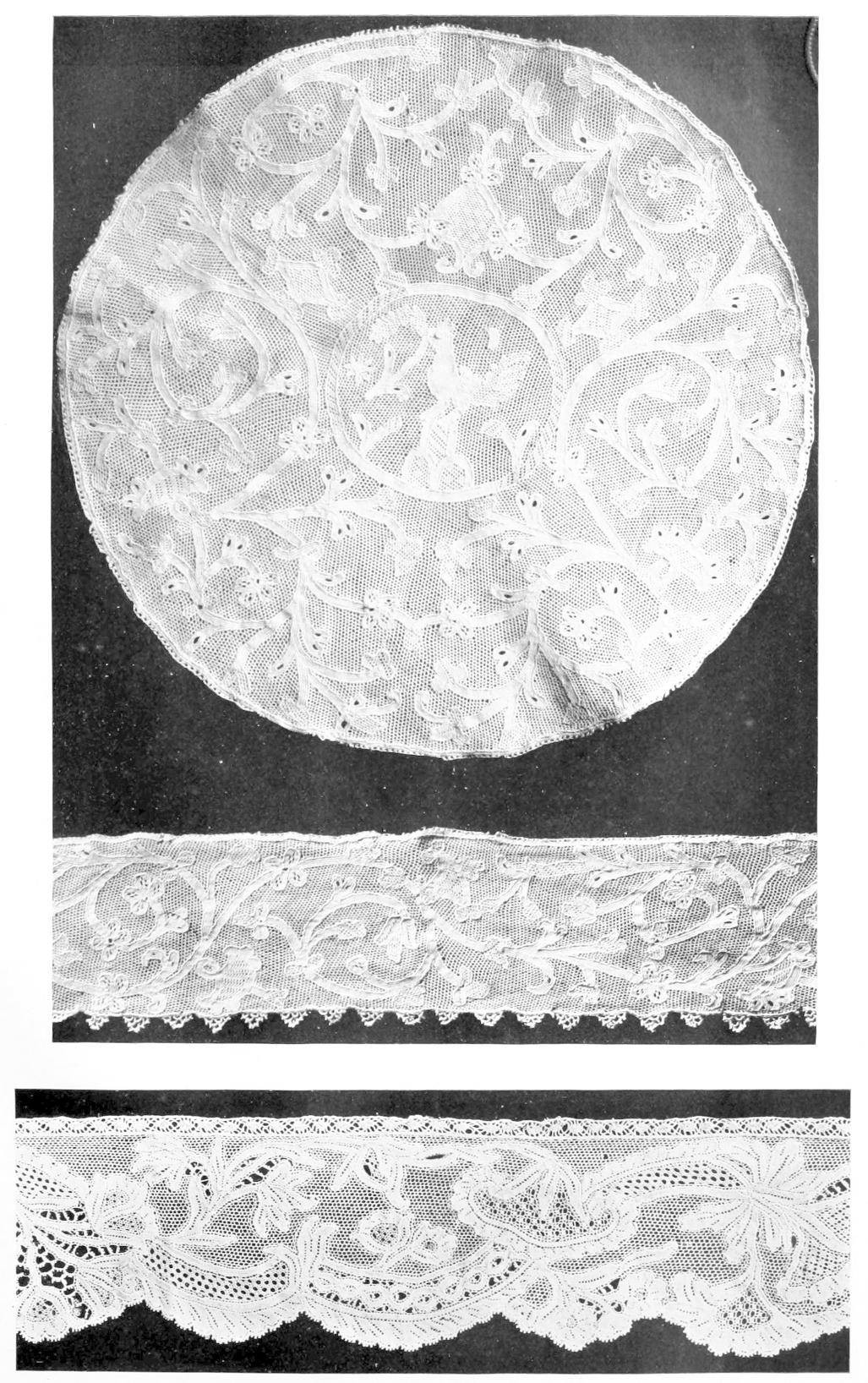 Circular cover and two lace borders
